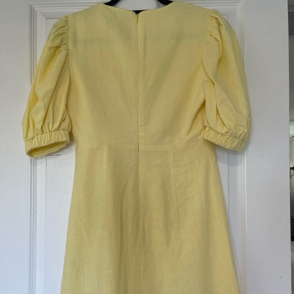 Bardot Minidress NWOT (size 4) - Picture 2 of 4